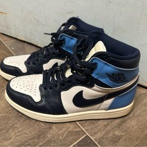 Air Jordan 1 Obsidian
